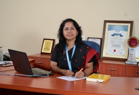  Dr. Vandana Sonwaney, Director, SIOM